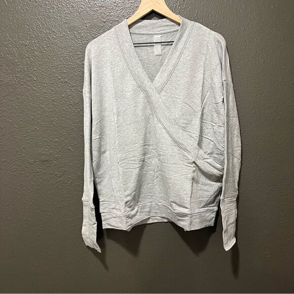 NWOT Zuda Heather Grey Z-Knit Surplice Layering Top - Picture 2 of 11